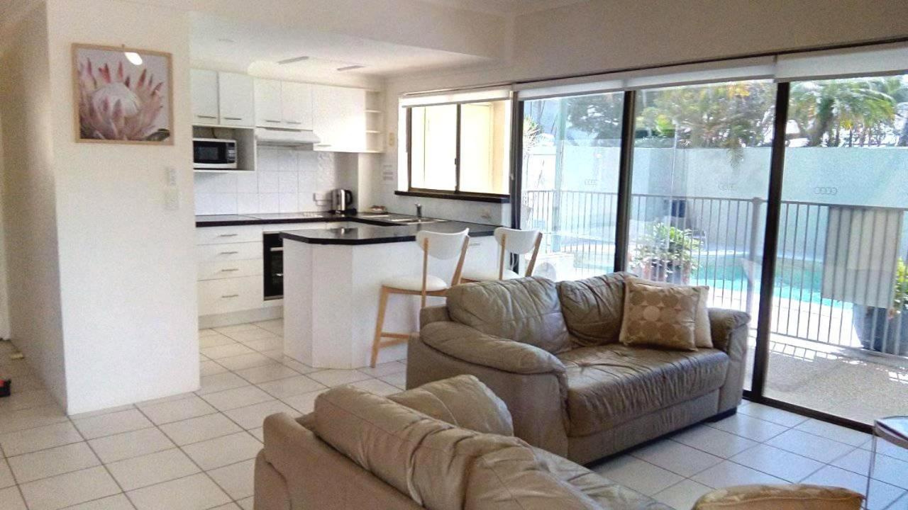 Le Court Villas Noosa Heads Esterno foto