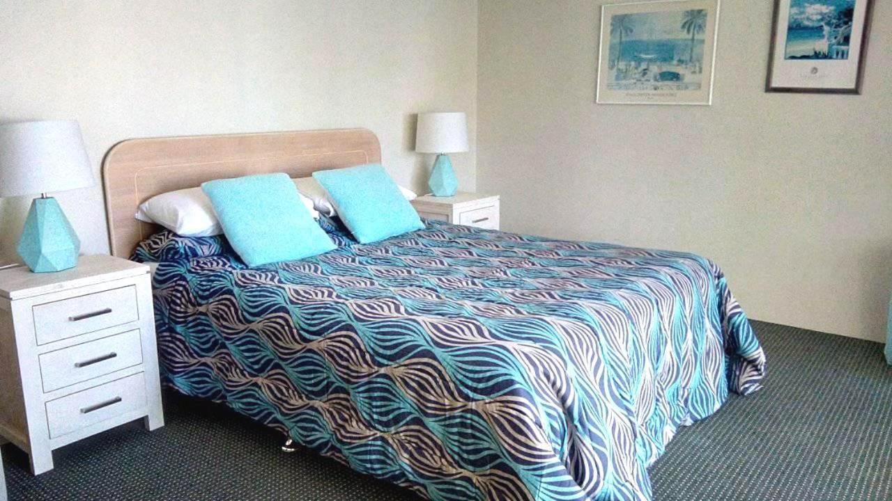 Le Court Villas Noosa Heads Esterno foto