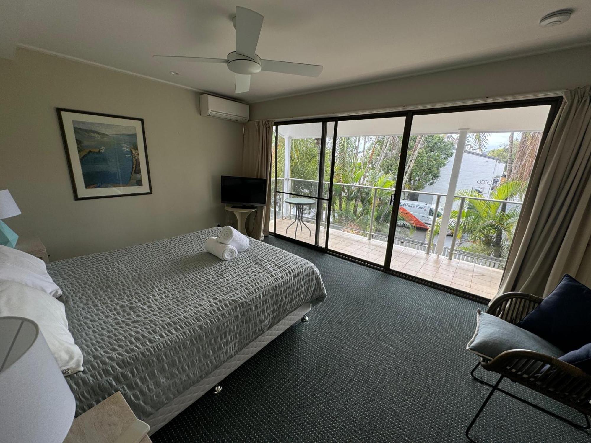 Le Court Villas Noosa Heads Esterno foto