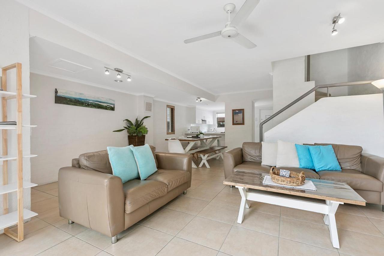 Le Court Villas Noosa Heads Esterno foto